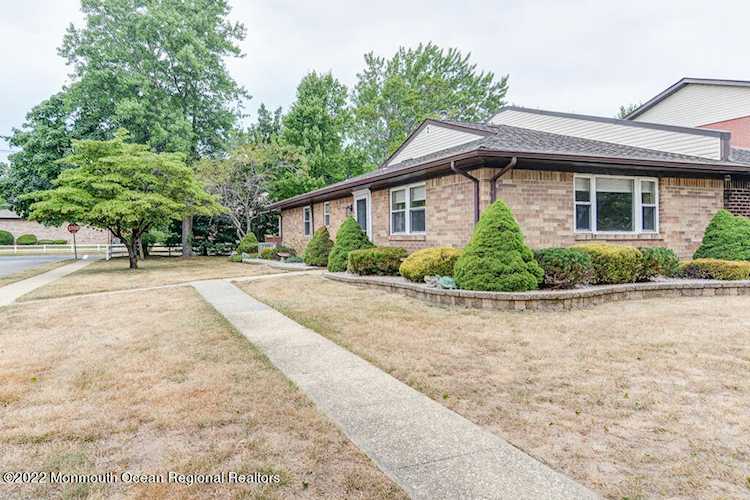 1442 Isabella Ct Brick, NJ 08724 | MLS 22223871 Photo 1