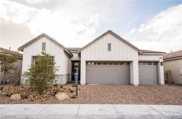 9001 Pinyon Bluff St Las Vegas, NV 89166
