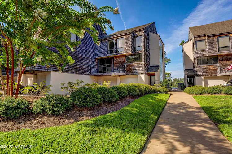 321 Bradley Drive Wilmington, NC 28409