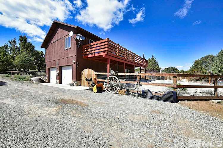 1597 Bonanza Rd Reno, NV 89521-6942