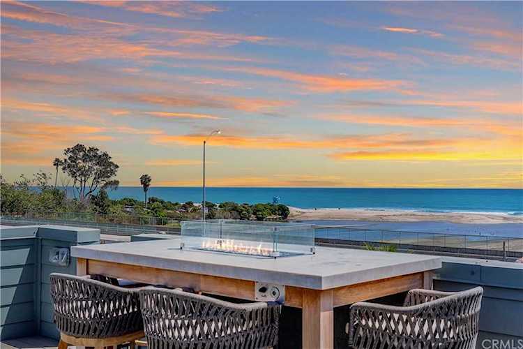 1417 Doheny Way Dana Point, CA 92629 | MLS OC22167393 Photo 1