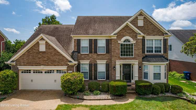 3904 Spring Valley Way Louisville, KY 40241