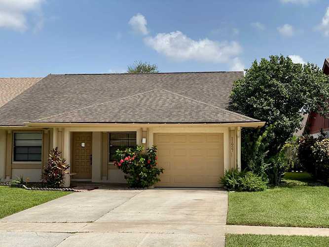 11927 Suellen Circle Wellington, FL 33414