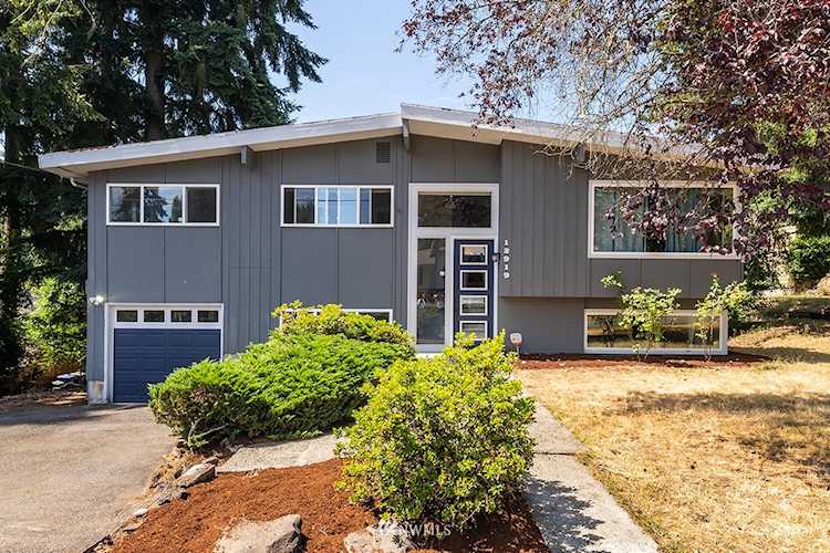 12919 3rd Ave SW Burien, WA 98146