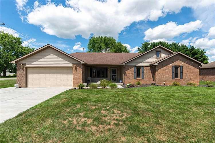 1004 Cedar Glen Dr S Plainfield, IN 46168