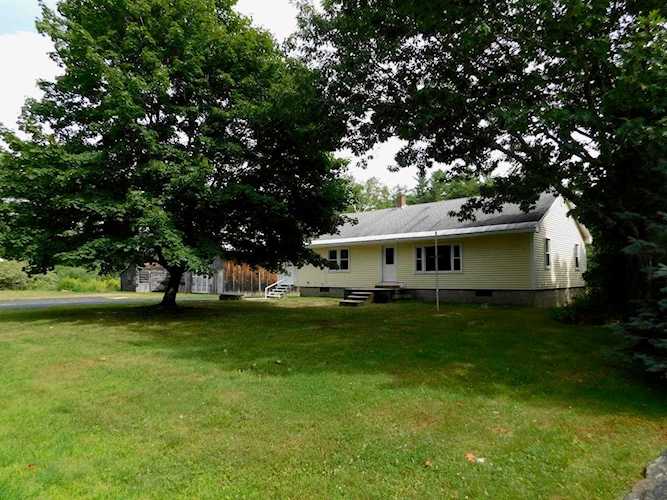 22 Beech Hill Rd Mont Vernon, NH 03057
