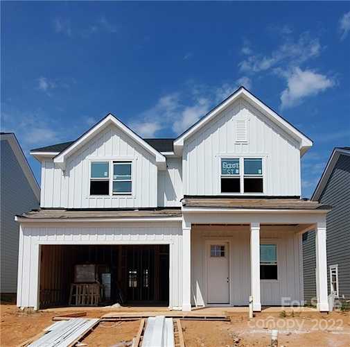 8006 Eliot St Matthews, NC 28105