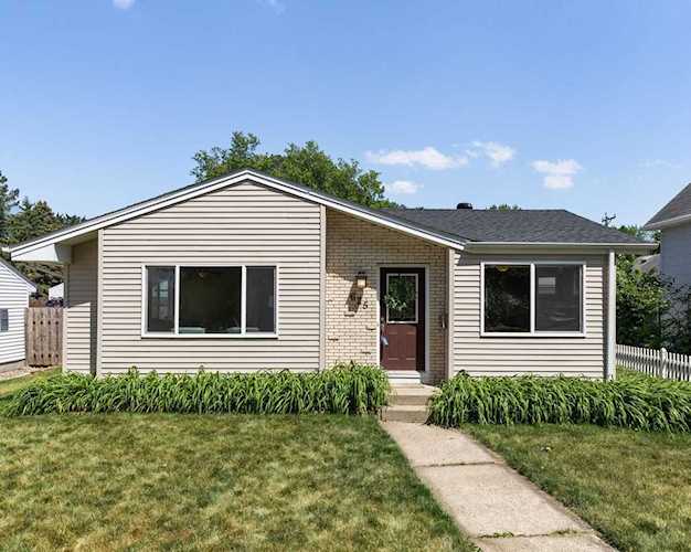 625 8th Avenue S Hopkins, MN 55343