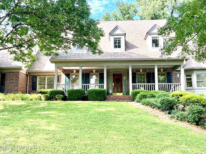 7103 Hunting Creek Dr Prospect, KY 40059