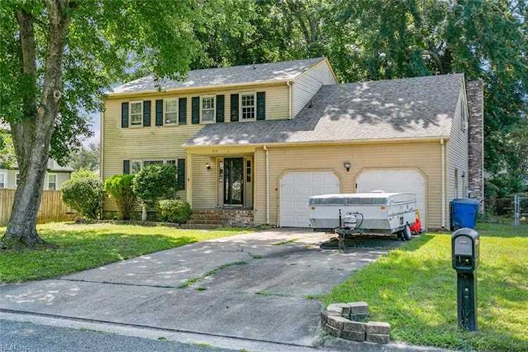 216 Shannon Dr Newport News, VA 23608 | MLS 10450035 Photo 1