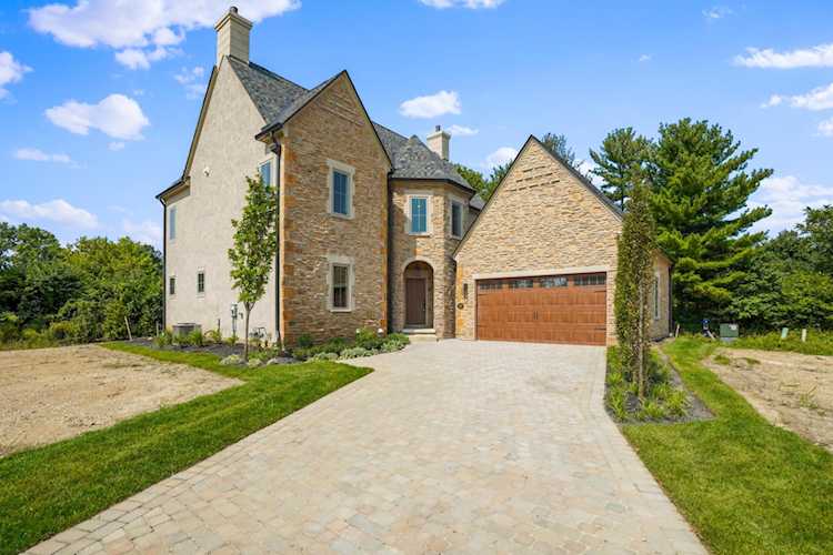 155 Chedworth Row Powell, OH 43065