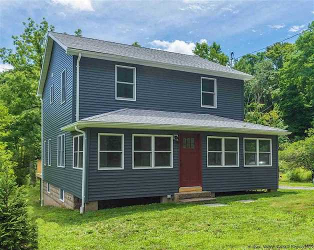 83 Irish Cape Rd Napanoch, NY 12458
