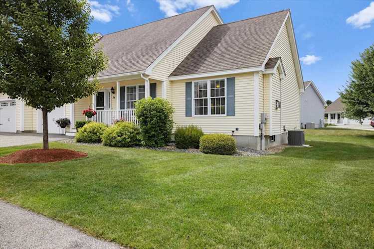 74 Leddy Dr Epping, NH 03042