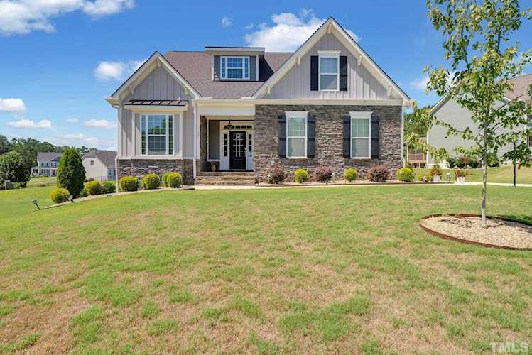 17 Pistoia Drive Clayton, NC 27527