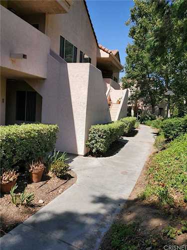 24438 Leonard Tree Ln #102 Newhall, CA 91321
