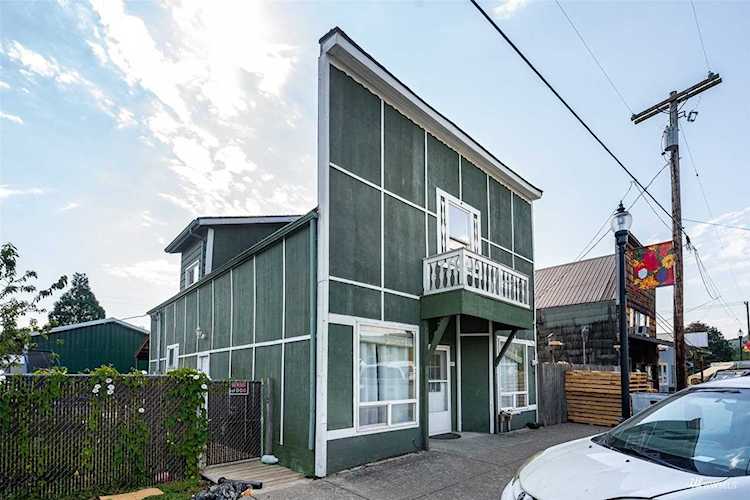 610 A St Vader, WA 98593