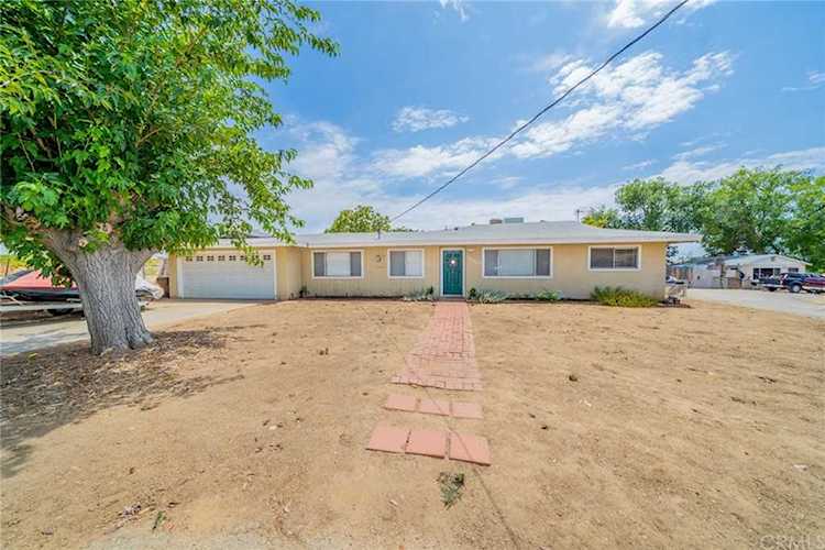 35427 Fir Ave Yucaipa, CA 92399