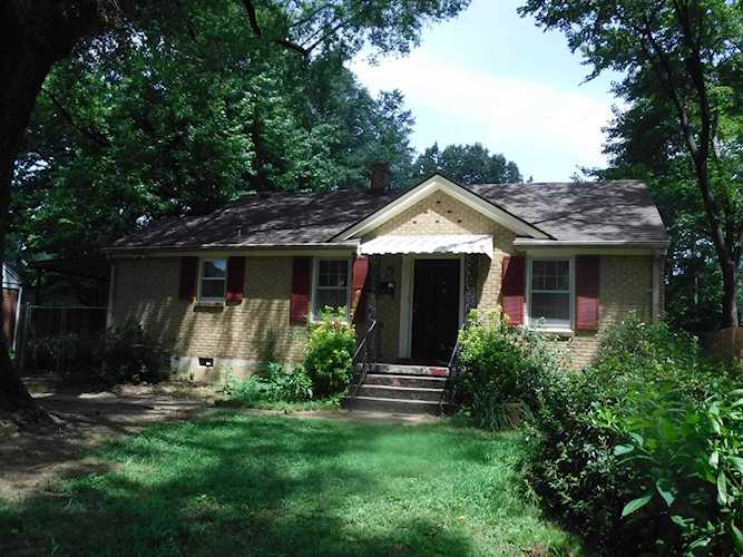 4858 Carnes Rd Memphis, TN 38117
