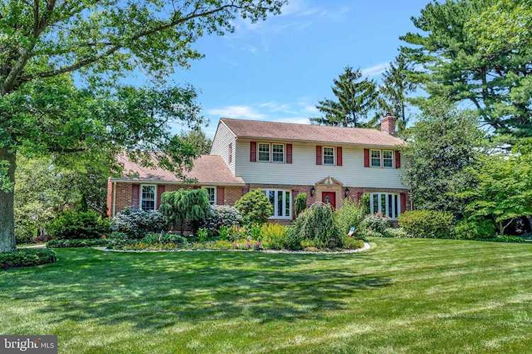 2412 Chatham Dr Wilmington, DE 19803