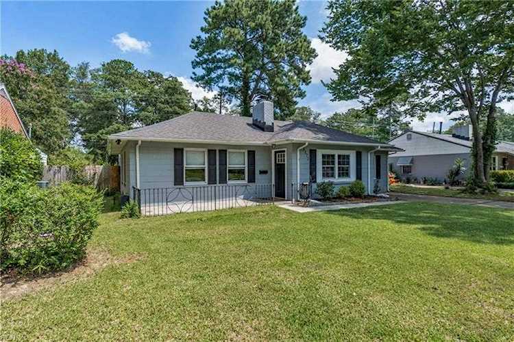 3572 N Ingleside Dr Norfolk, VA 23502 | MLS 10450641 Photo 1