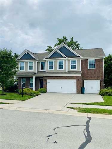 7249 Red Maple Dr Zionsville, IN 46077