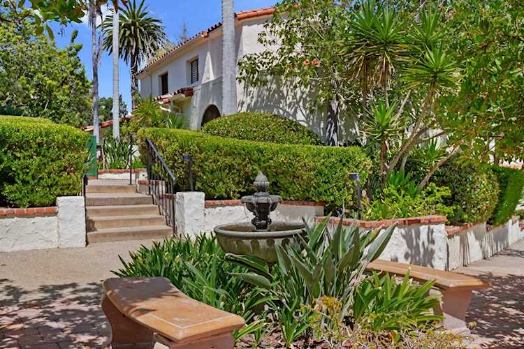 1217 Salsipuedes #B Santa Barbara, CA 93103