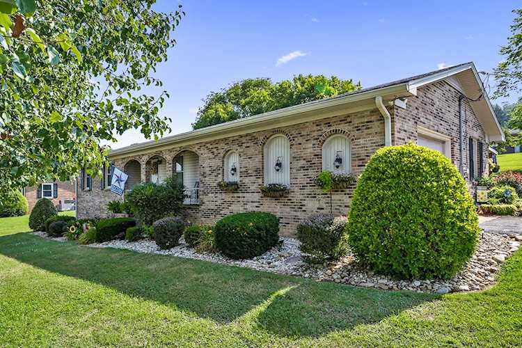 310 Dixon Springs Hwy Carthage, TN 37030
