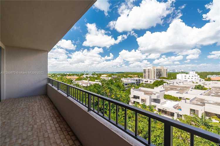151 Crandon Blvd #824 Key Biscayne, FL 33149