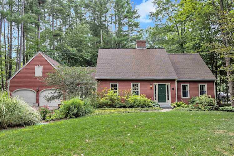 124 Amherst St Amherst, NH 03031