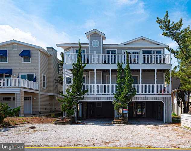 6 E King St Fenwick Island DE is a home for sale | BEACHLIFE | Photo 1