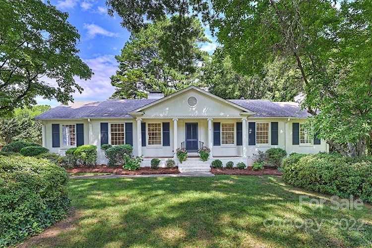 212 Lansdowne Rd Charlotte, NC 28270
