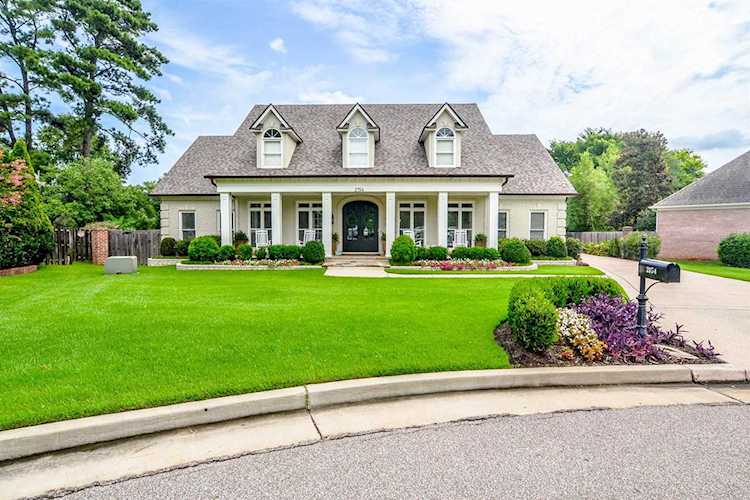 2154 Ashcraft Cir Collierville, TN 38017