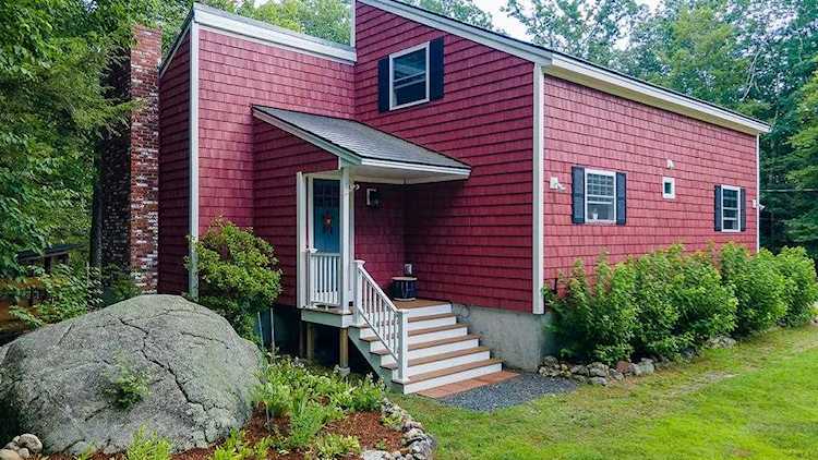 74 Old Wilton Rd Mont Vernon, NH 03057