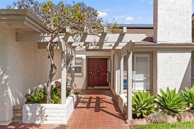 5452 Caminito Herminia La Jolla, CA 92037