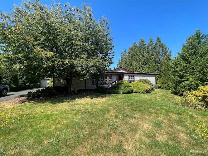 48 Veys Dr Kelso, WA 98626