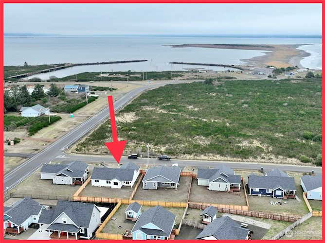 392 Adventurer St SE Ocean Shores, WA 98569