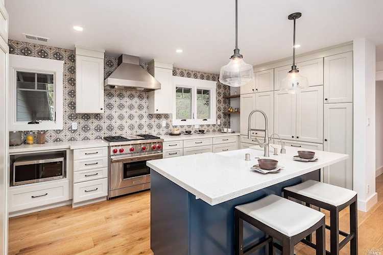 44 Maplewood Drive San Rafael, CA 94901