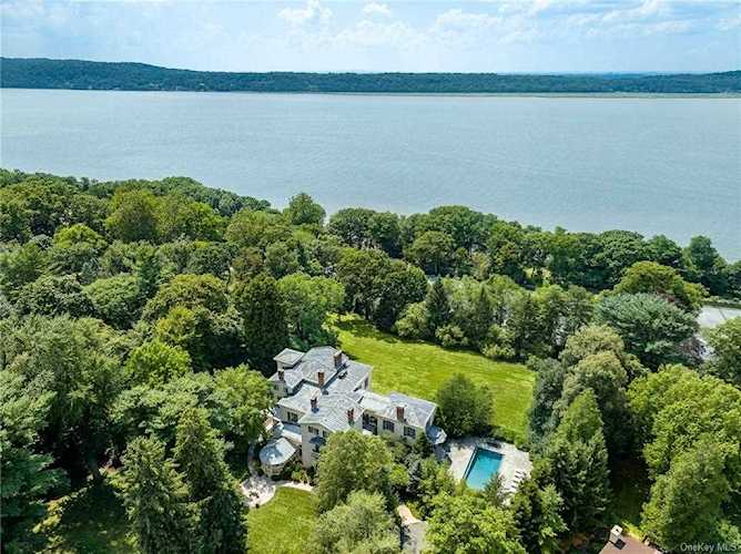 2 Clifton Place Irvington, NY 10533