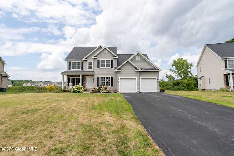 5 Amanda Ln Halfmoon, NY 12118 | MLS 202223949 Photo 1