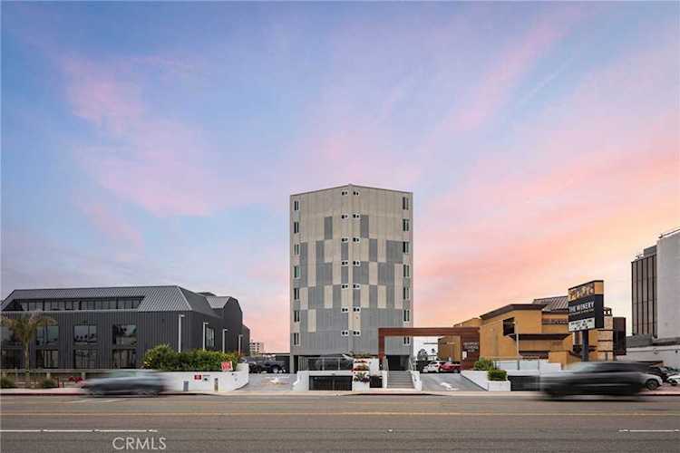 3121 W Coast #8D Newport Beach, CA 92663