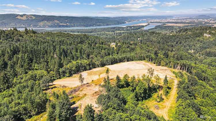 225 Piper Place Kelso, WA 98626