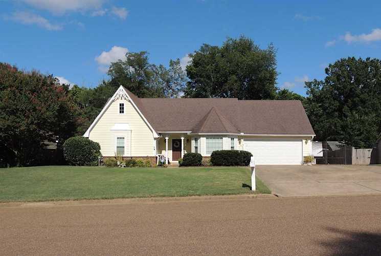370 Park Hill Rd Collierville, TN 38017