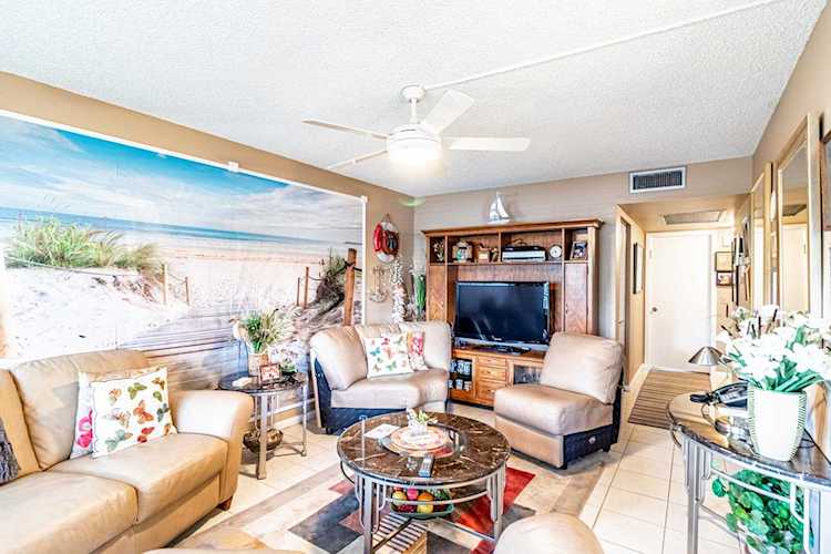 1050 Newcastle C Boca Raton, FL 33434