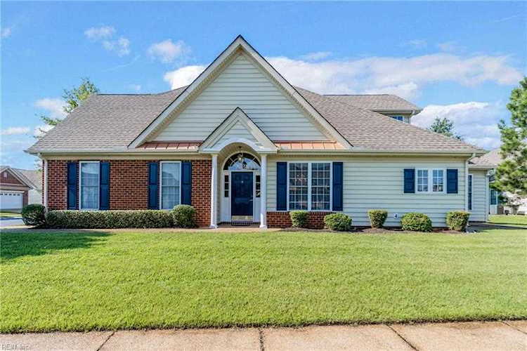 1427 Hawick Terrace Chesapeake, VA 23322
