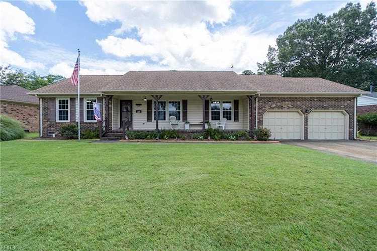 324 E Chickasaw Rd Virginia Beach, VA 23462