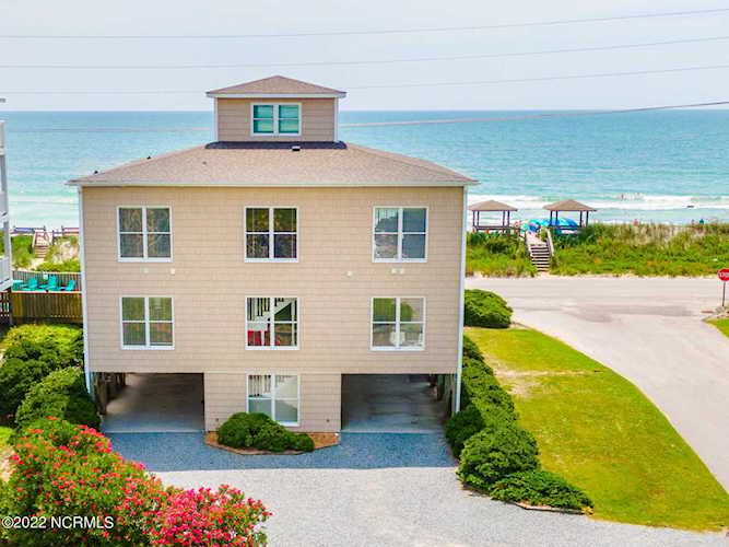 98 Oleander Court Surf City, NC 28445 | MLS 100342545 Photo 1
