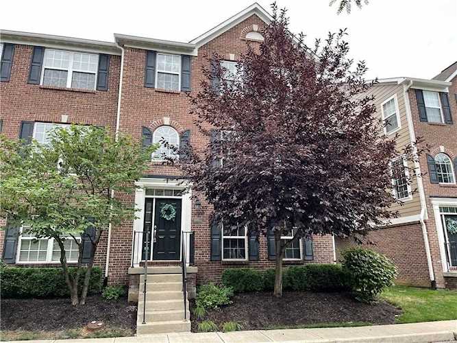 880 Rosalind Place Carmel, IN 46032