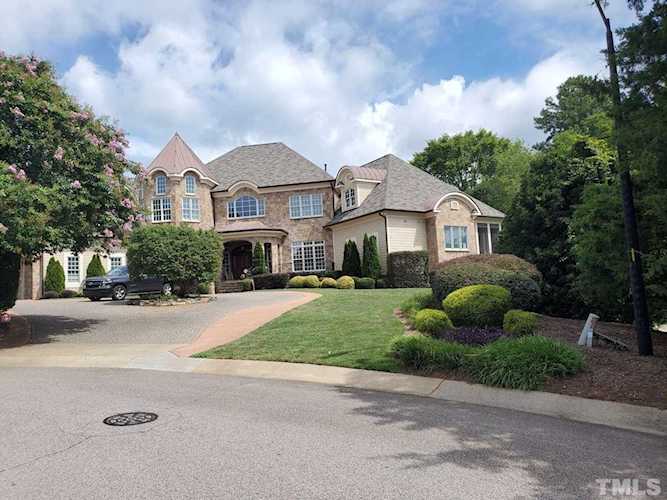 12908 Anglewood Court Raleigh, NC 27614