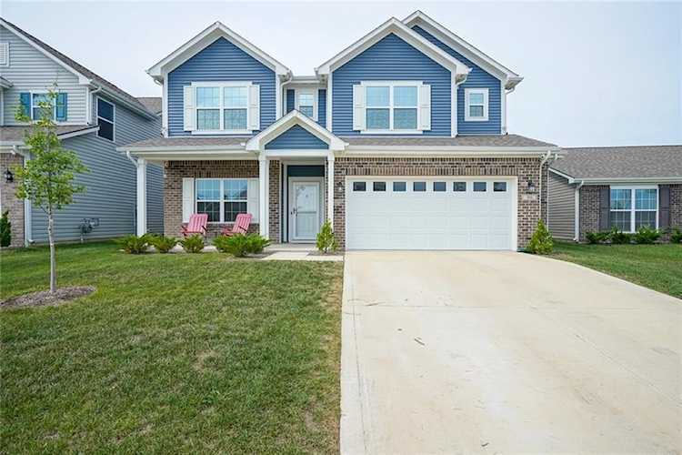 986 Cass Dr Franklin, IN 46131