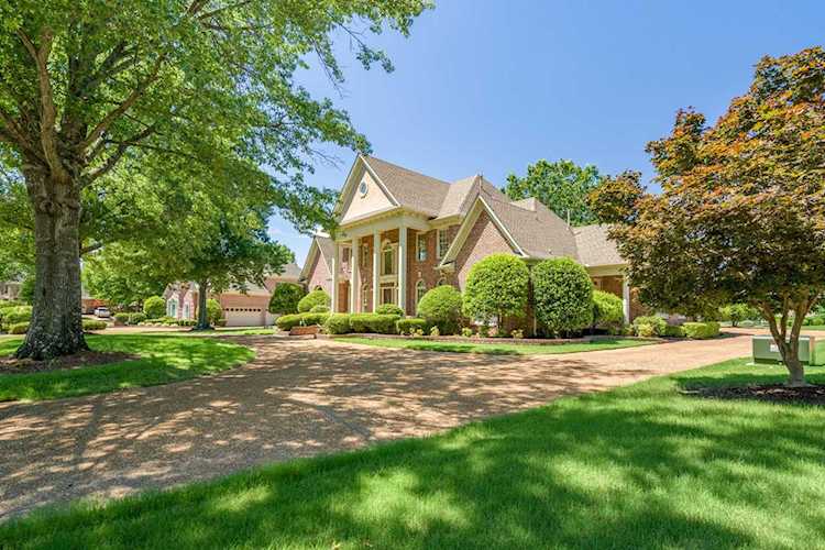 2540 Halle Pky Collierville, TN 38017